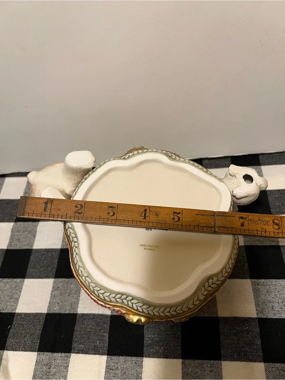 NWT WINTER HOLIDAY SANTA TIDBIT DISH.